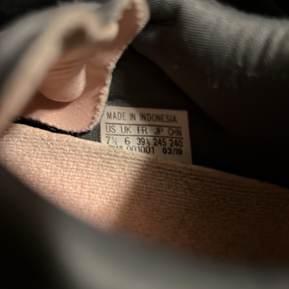 Adidas “SOLARDRIVE” Sneakers - Picture 7 of 7